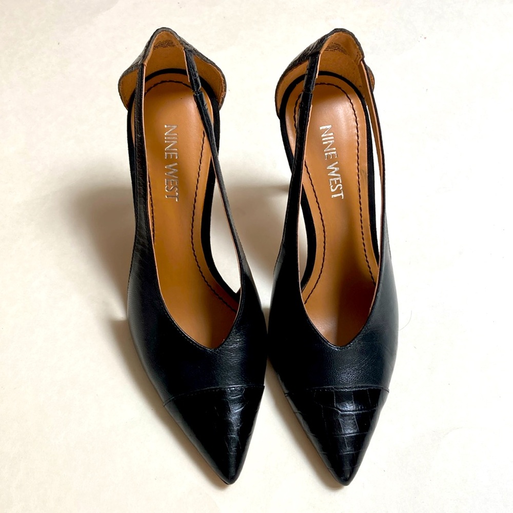 Black heels closed toe two design two inches 5M